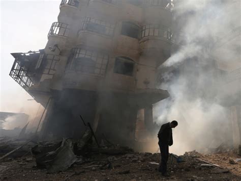 Podcast Elephant in the Room – Conversation with activist Leila Al-Shami about Syria and Revolution #03