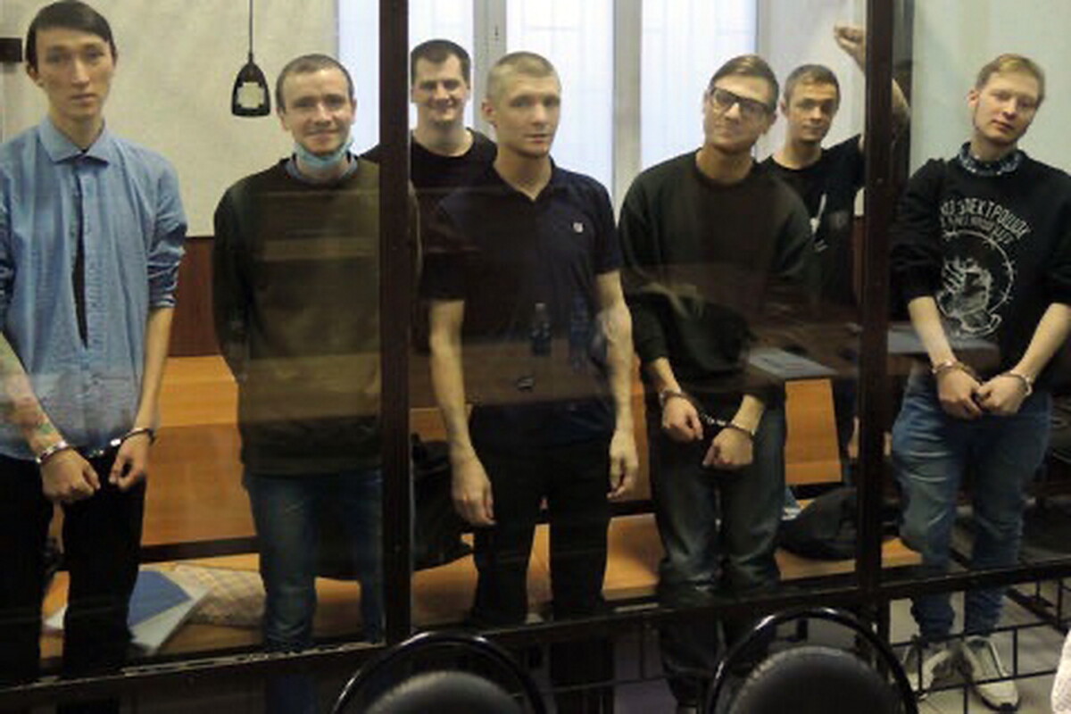 Elephant in the room – repressions against anarchists in Russia and cooperation of liberals and nazis in Thuringen Germany #07